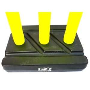Cougar Cricket Plastic Stumps Set Cougar Cricket Plastic Stumps Set