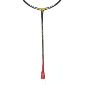Hundred Aeroflash 8000 CTRL Badminton Racket Hundred Aeroflash 8000 CTRL Badminton Racket