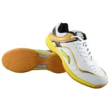 Li-Ning Play Badminton Shoes - White/Gold Li-Ning Play Badminton Shoes - White/Gold
