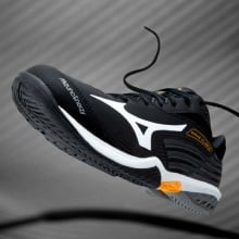Mizuno Wave Claw 2 Badminton Shoes