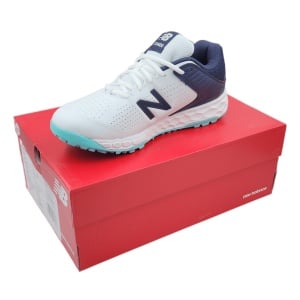 New Balance Cricket Studs New Balance CK4020J4 Cricket Shoes