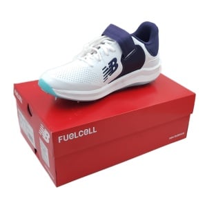 New Balance CK4040 J5 Cricket Shoes Spikes New Balance CK4040 J5 Cricket Shoes Spikes
