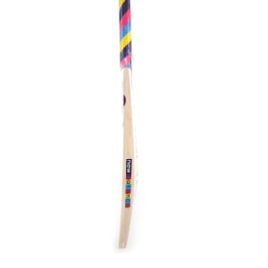 New Balance WC700 English Willow Cricket Bat New Balance WC700 English Willow Cricket Bat