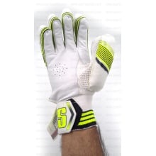 SS Delux Cricket Batting Gloves SS Delux Cricket Batting Gloves