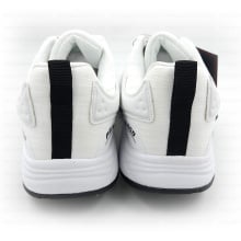 SS Pro 9000 Cricket Spikes