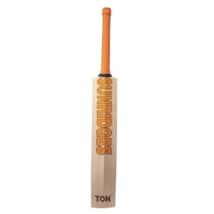 SS Ultimate Retro Classic English Willow Cricket Bat SS Ultimate Retro Classic English Willow Cricket Bat