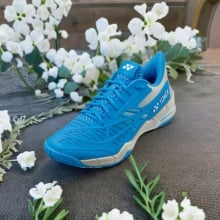 Yonex Cascade Drive Badminton Shoes Yonex Cascade Drive Badminton Shoes