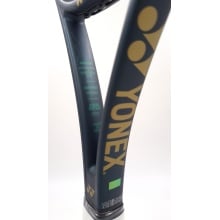 VCore Pro 100a Tennis Racket